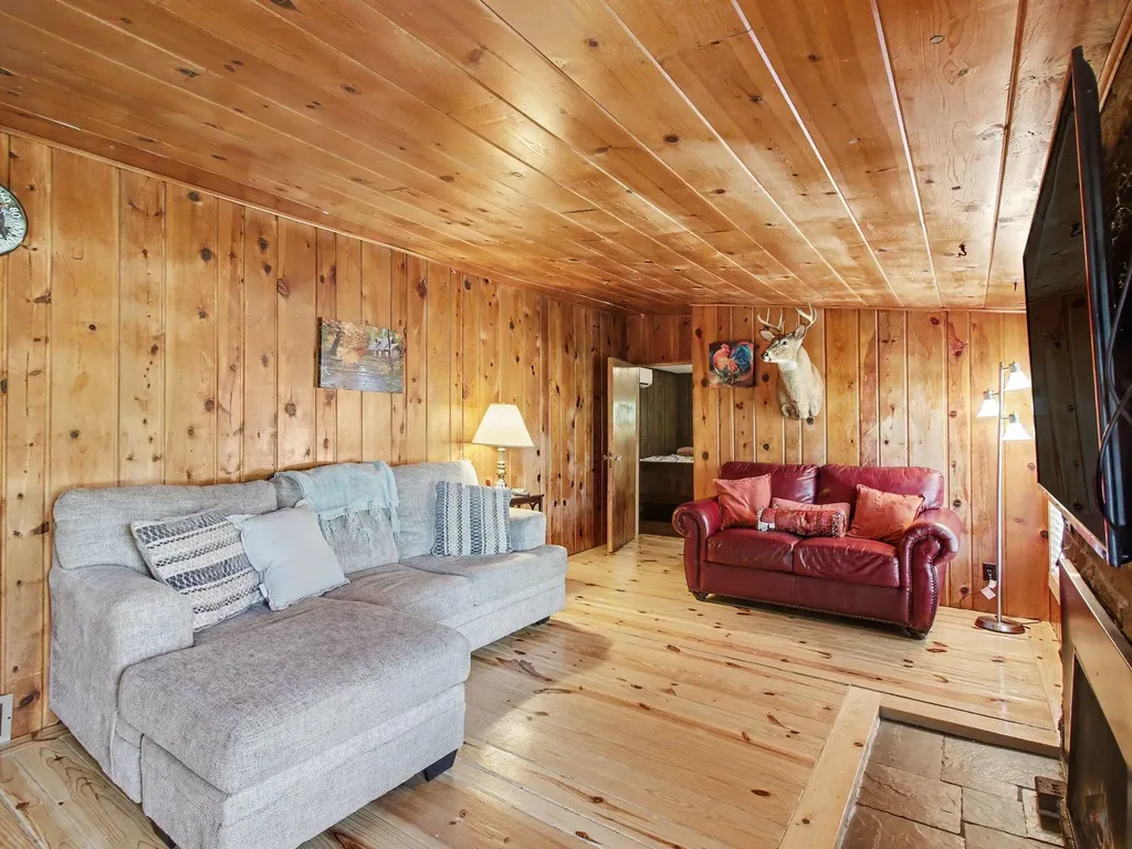 1799 W Sunset Drive Gerrish Township MI 48653