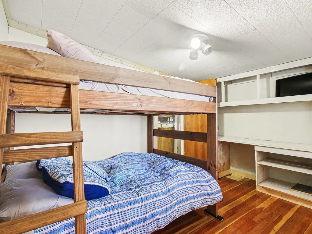 1799 W Sunset Drive Gerrish Township MI 48653