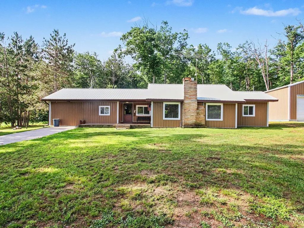 1799 W Sunset Drive Gerrish Township MI 48653