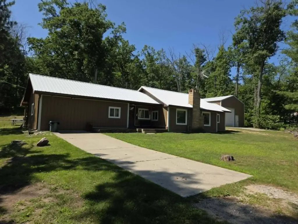 1799 W Sunset Drive Gerrish Township MI 48653