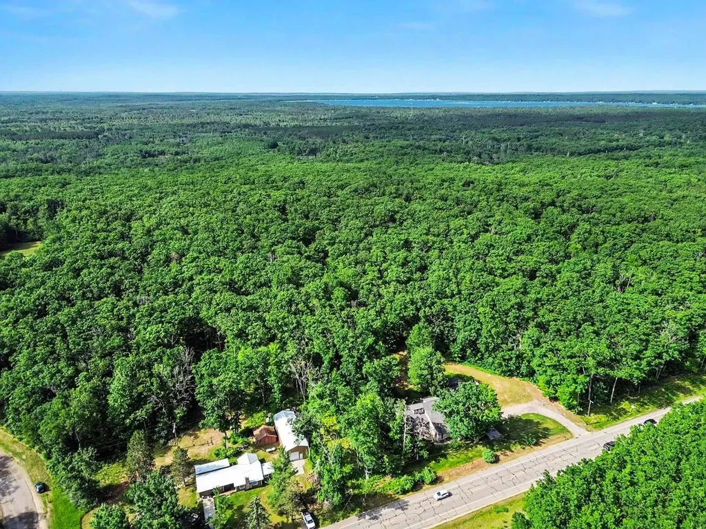 1799 W Sunset Drive Gerrish Township MI 48653