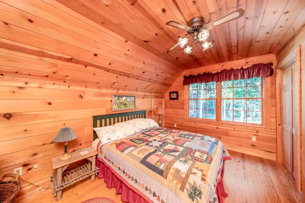 8711 N Island Drive Morton Township MI 49346
