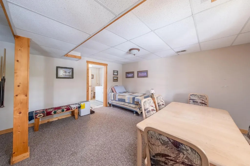 8711 N Island Drive Morton Township MI 49346