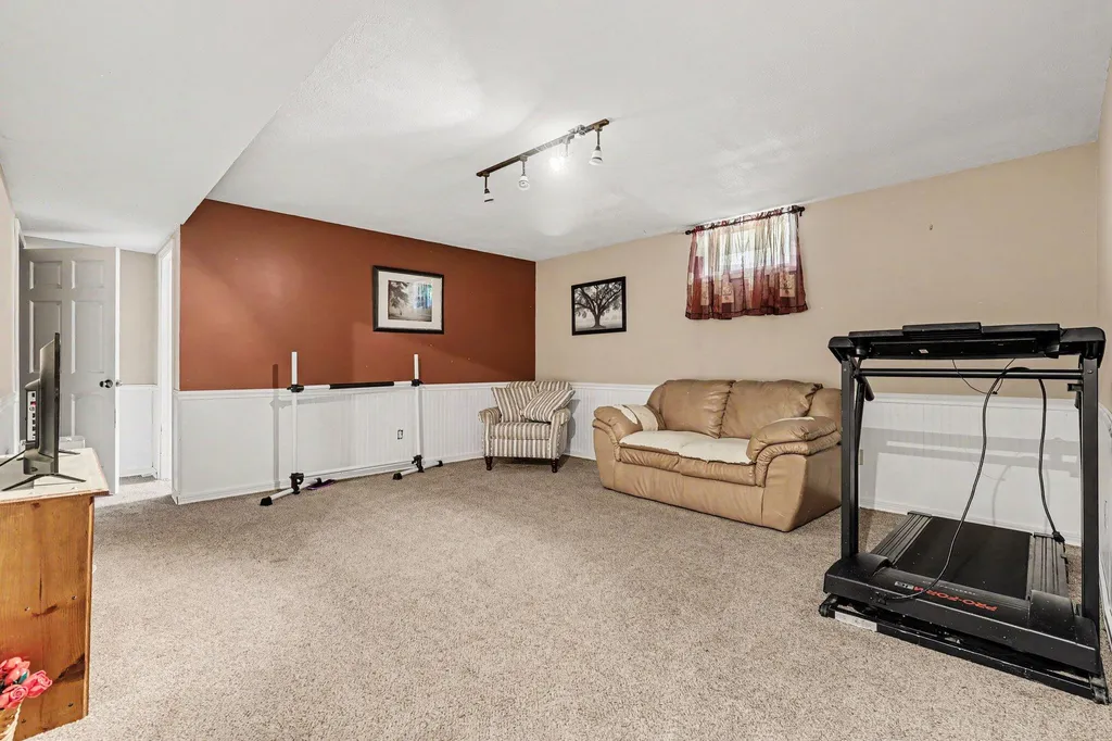 13575 Shaner Avenue NE Nelson Township MI 49319