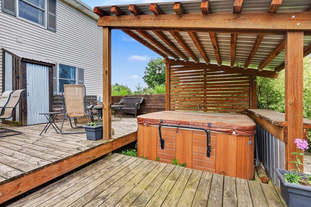 13575 Shaner Avenue NE Nelson Township MI 49319