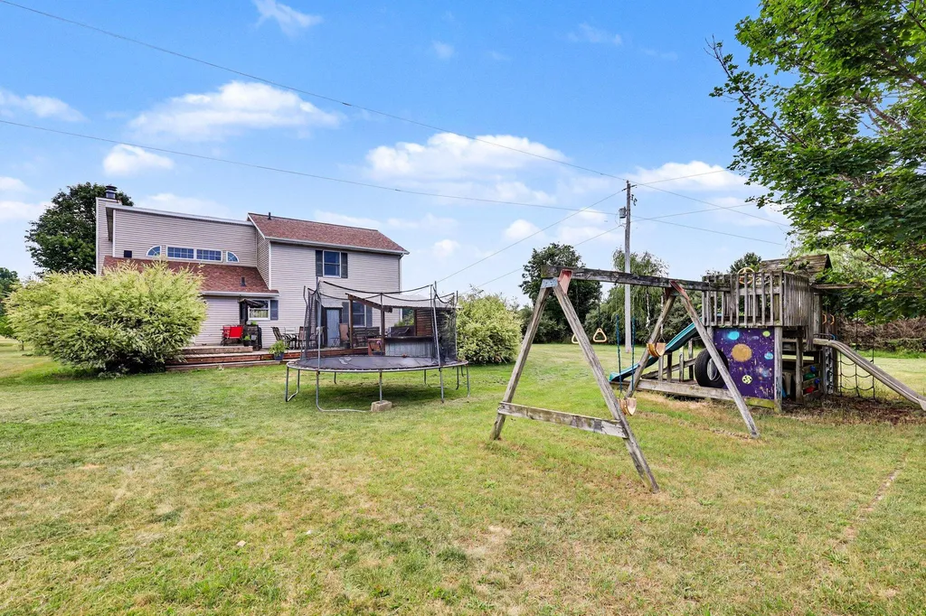 13575 Shaner Avenue NE Nelson Township MI 49319