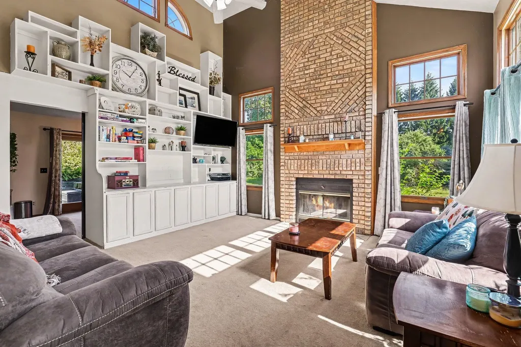 13575 Shaner Avenue NE Nelson Township MI 49319