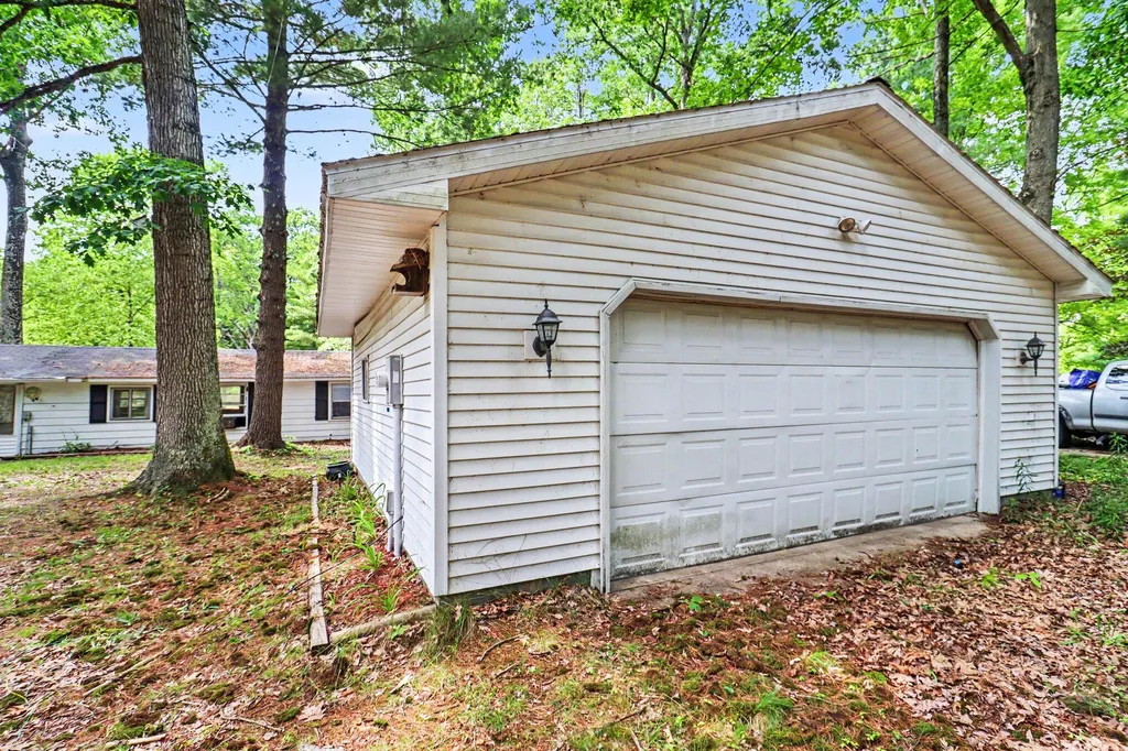 1321 W Channel Drive Lilley Township MI 49309