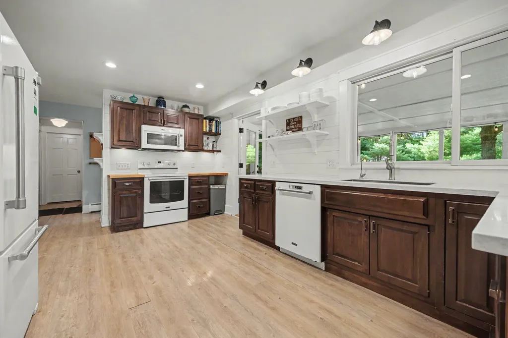 608 Arboretum Drive Fremont City MI 49412