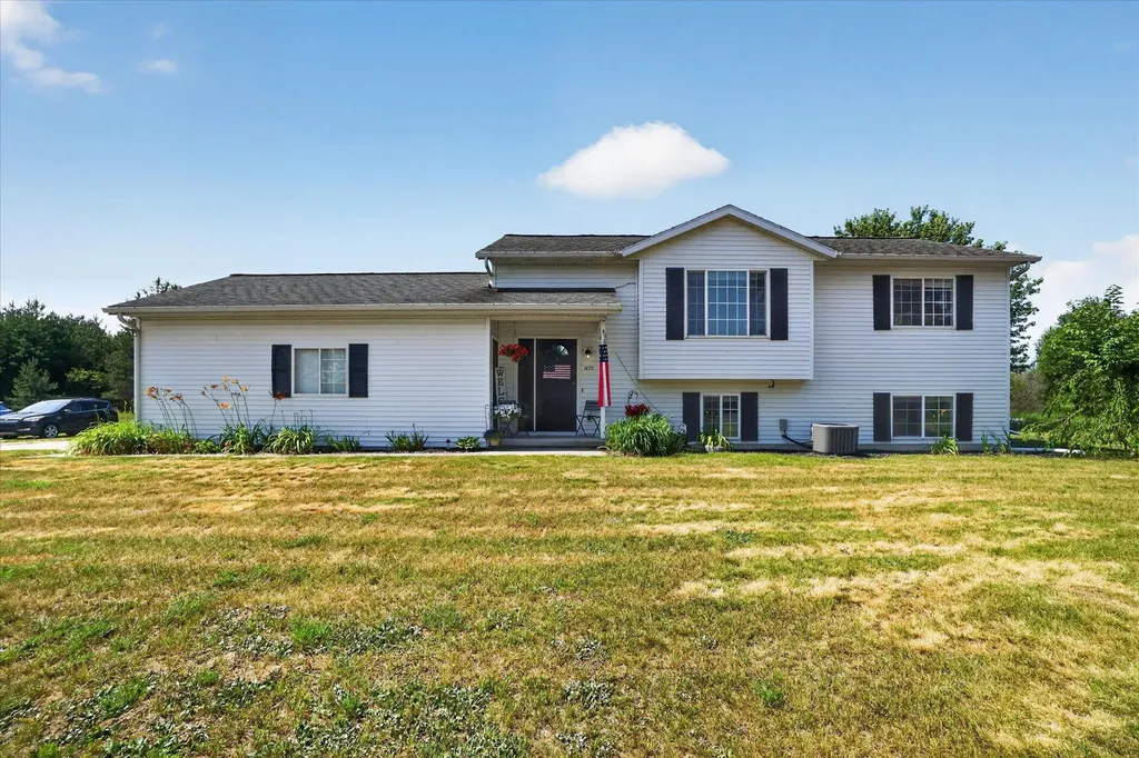 14777 Wabasis Avenue NE Spencer Township MI 49319