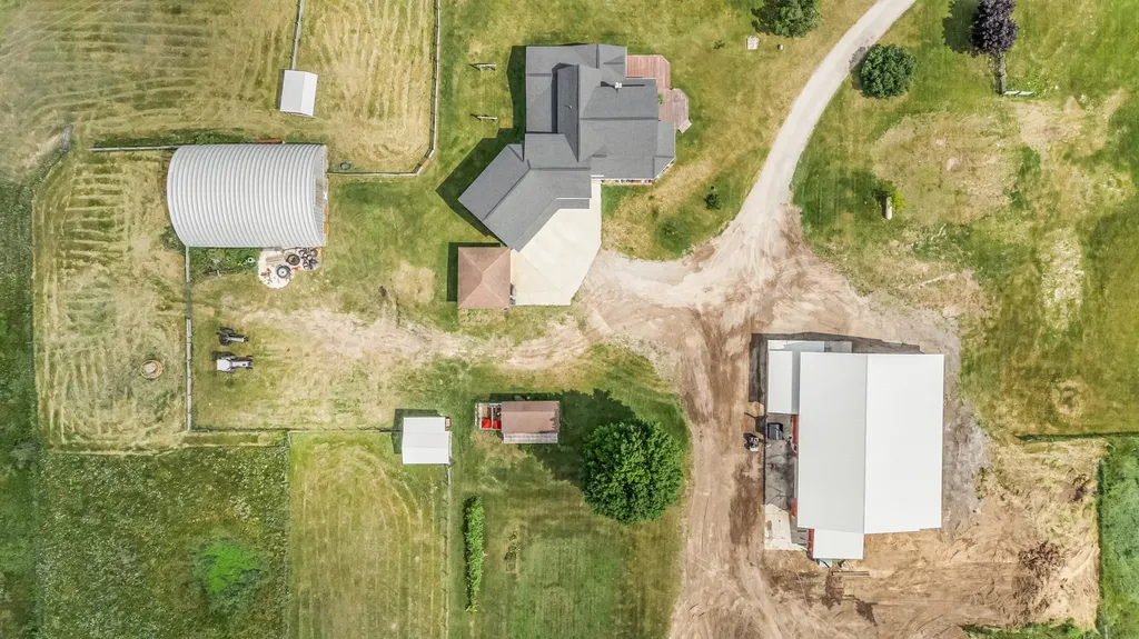 22865 20 Mile Road Burdell Township MI 49688