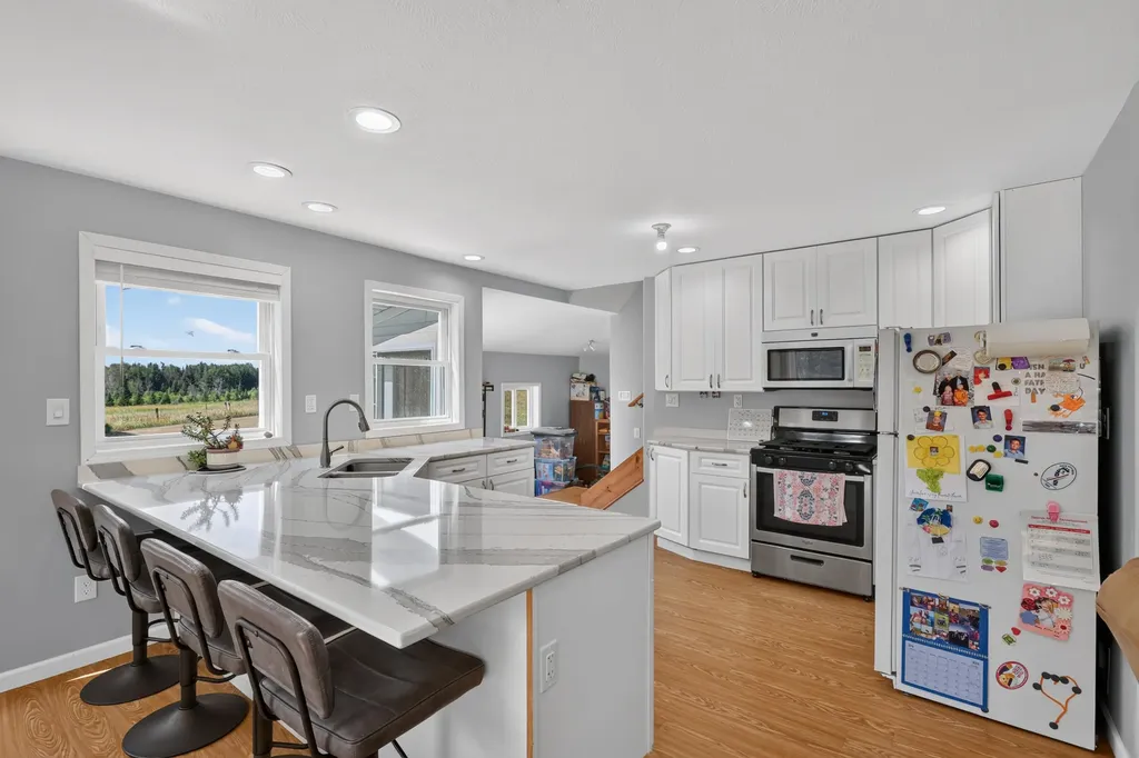 12423 20th Avenue N Middle Branch Township MI 49665