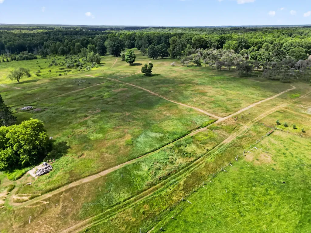 12423 20th Avenue N Middle Branch Township MI 49665