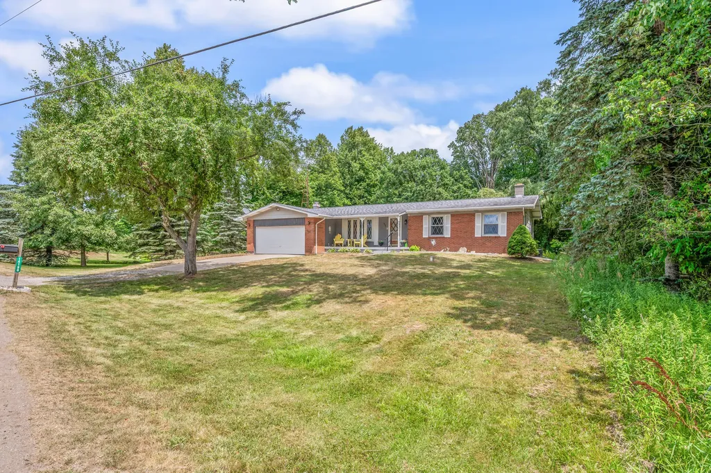 14190 Oak Hollow Drive Big Rapids Charter Township MI 49307