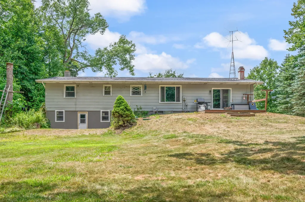 14190 Oak Hollow Drive Big Rapids Charter Township MI 49307