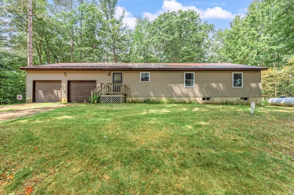 7975 110th Avenue Osceola Township MI 49631