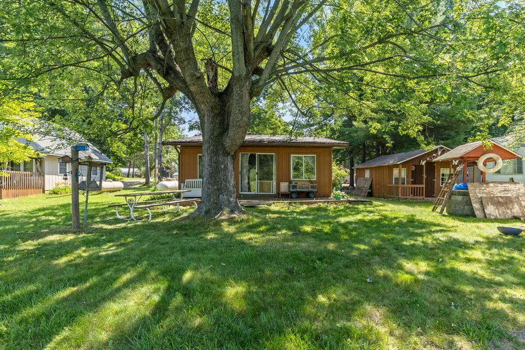 22713 Pogy Lake Drive Chippewa Township MI 49631
