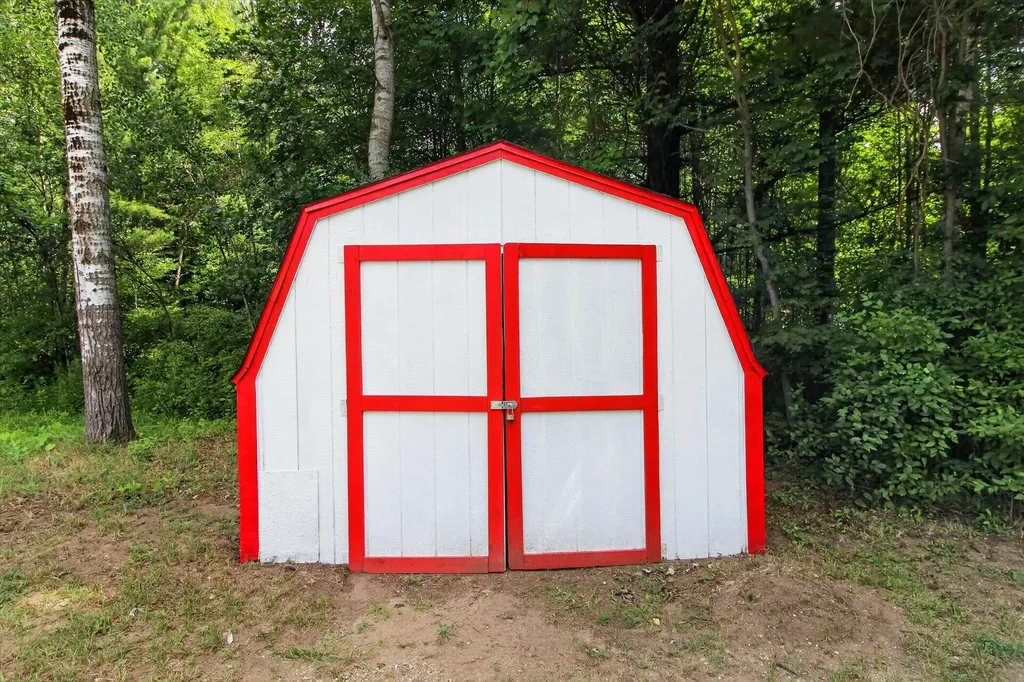1105 Fisk Drive Aetna Township MI 49336