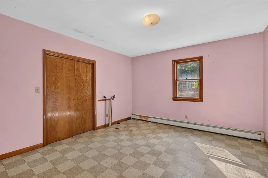 2610 S Shore Drive Crystal Township MI 48818