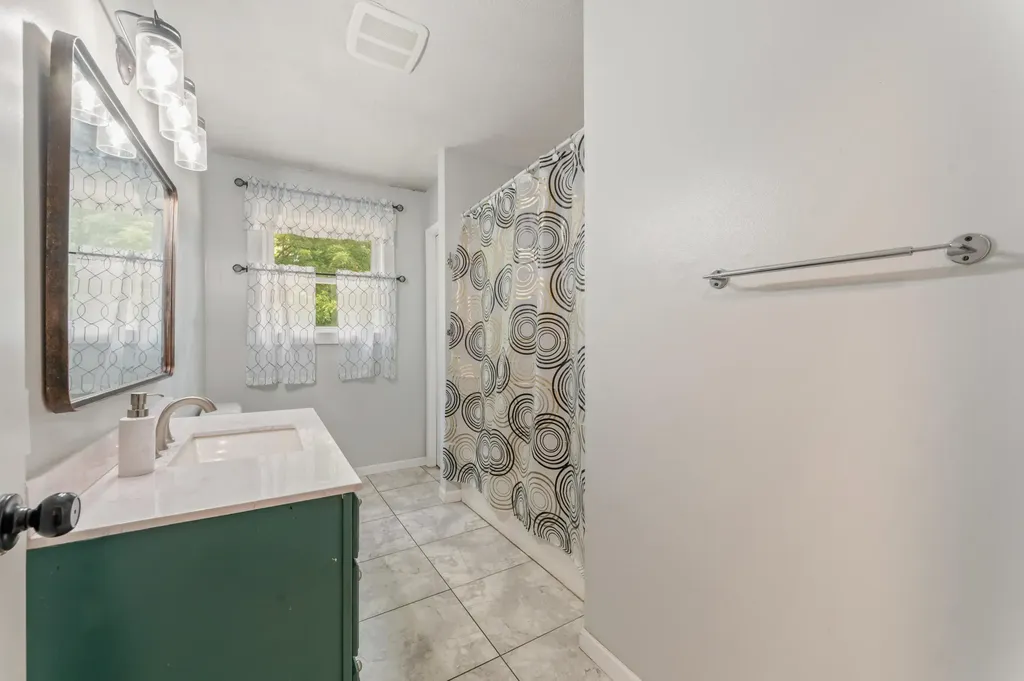 23886 Newcosta Avenue Green Charter Township MI 49338