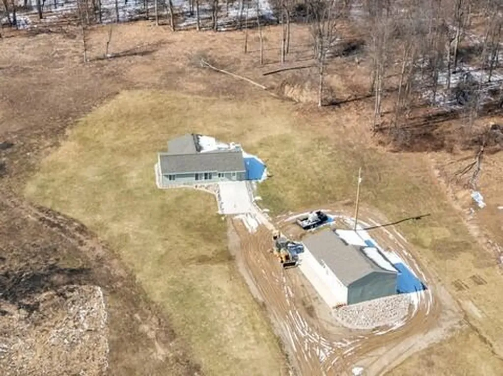 1637 N State Road N Easton Township MI 48846