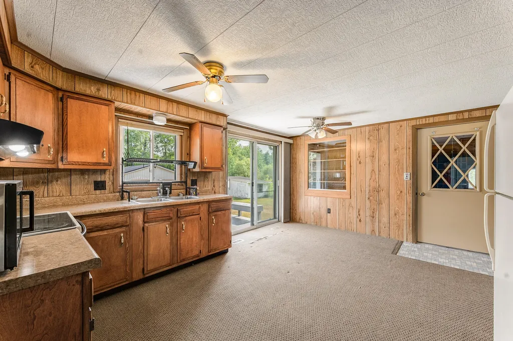 20290 11 Mile Road Lincoln Township MI 49655