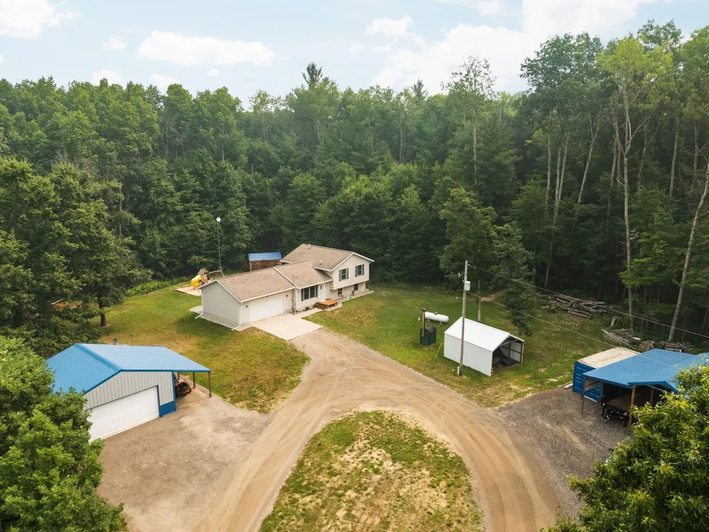 7485 E Tucker Lake Lane Big Prairie Township MI 49337