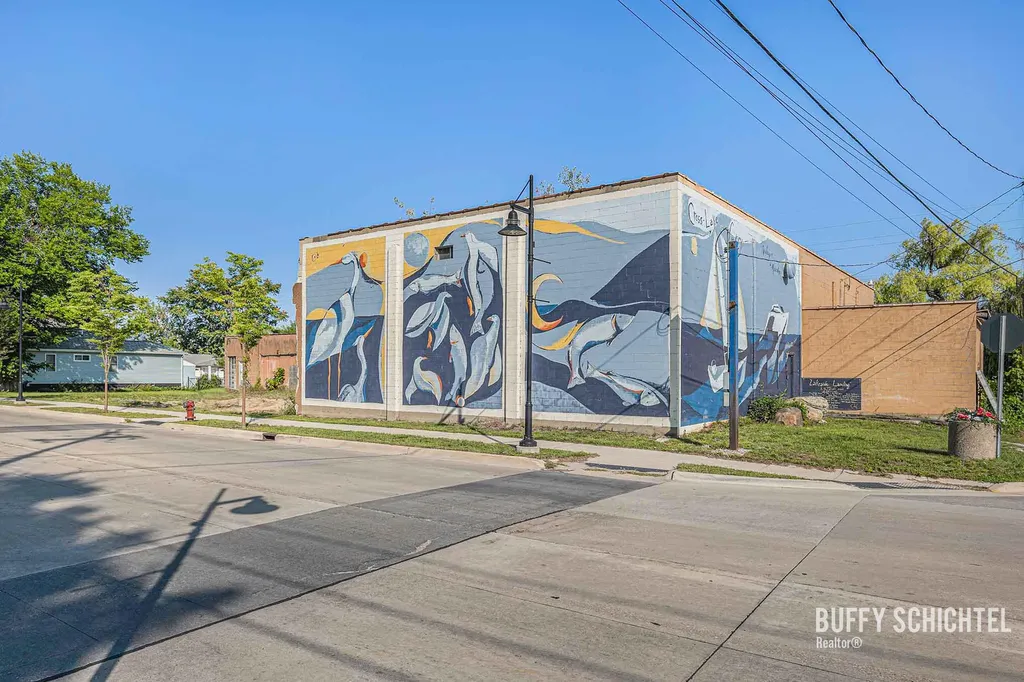 1812 Lakeshore Drive Muskegon City MI 49441