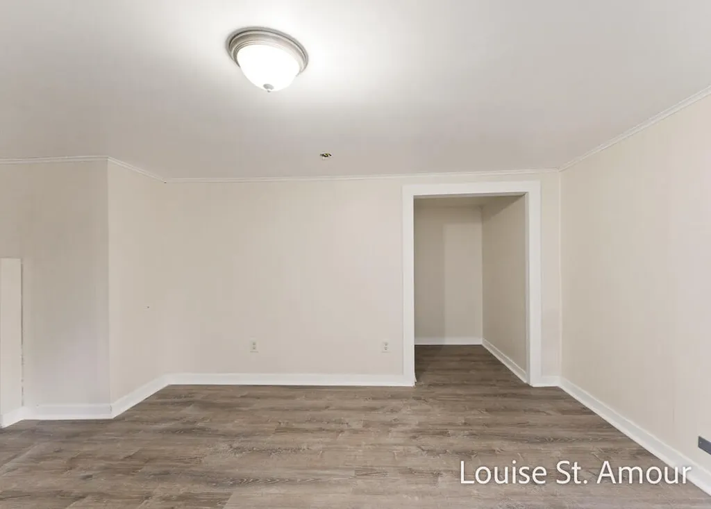 436 Catawba Avenue Muskegon City MI 49442