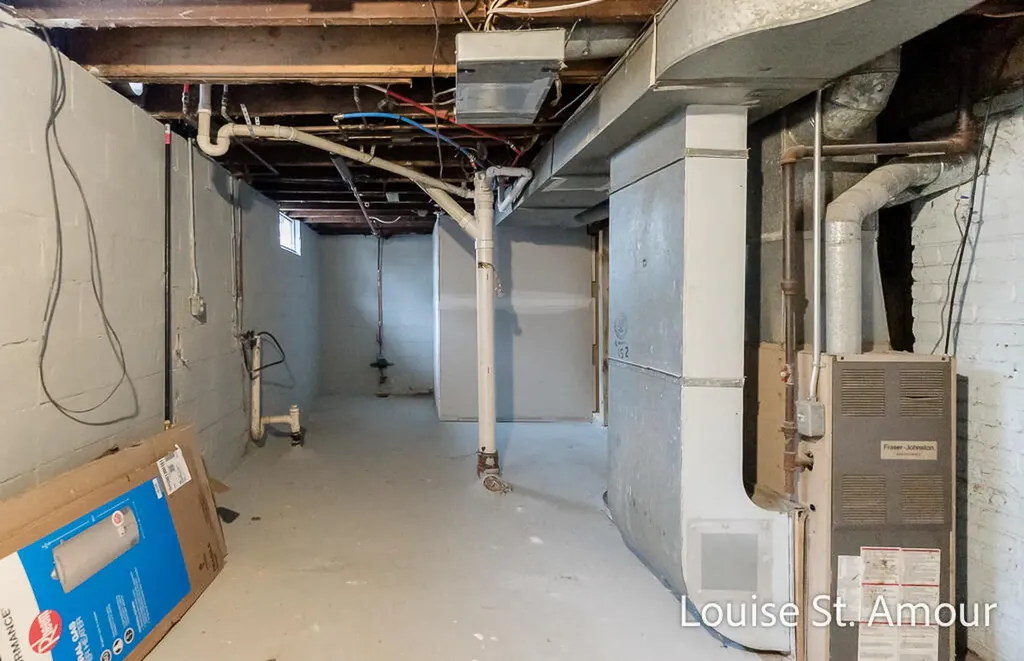 436 Catawba Avenue Muskegon City MI 49442