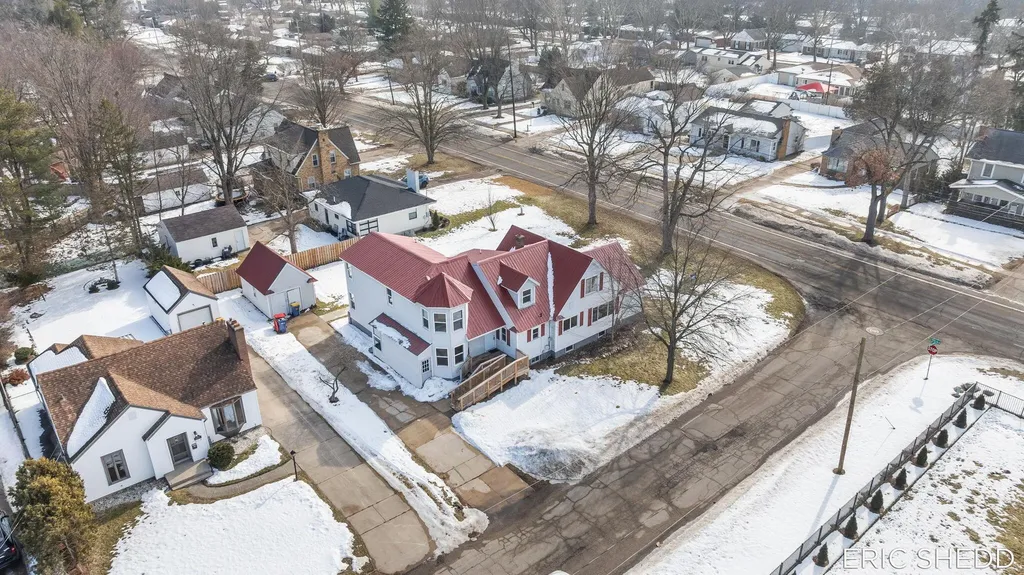 631 3 Mile Road NE Grand Rapids City MI 49505