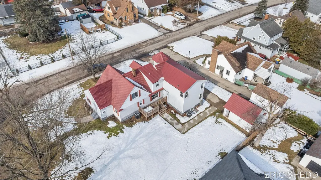 631 3 Mile Road NE Grand Rapids City MI 49505
