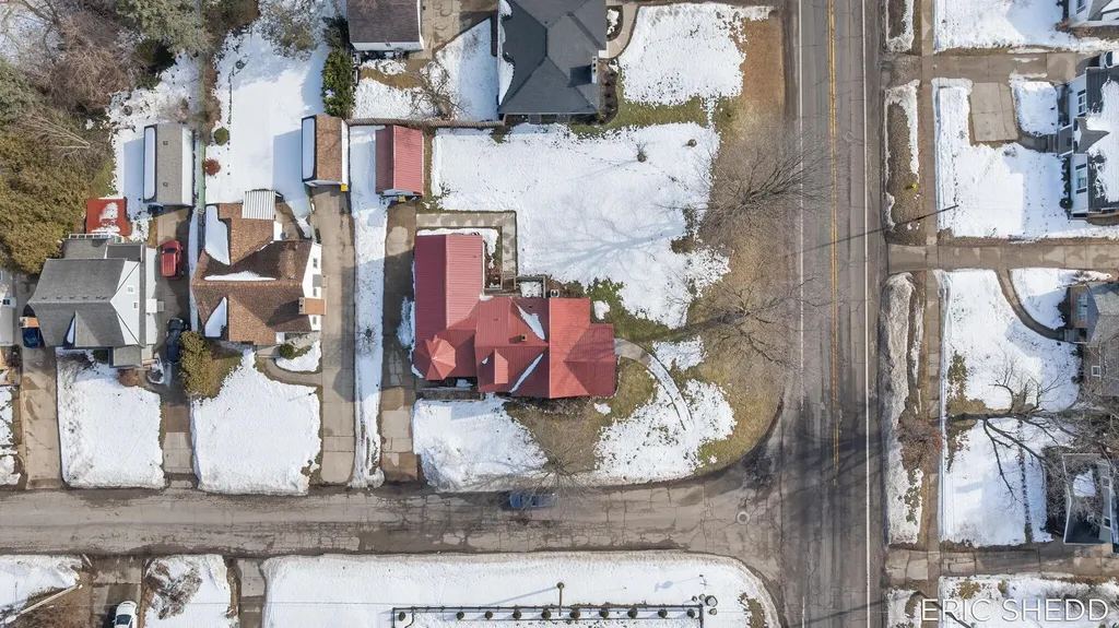 631 3 Mile Road NE Grand Rapids City MI 49505