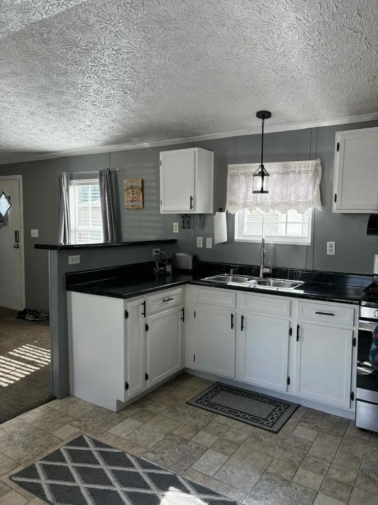 1418 Saskatoon Avenue Norton Shores City MI 49444