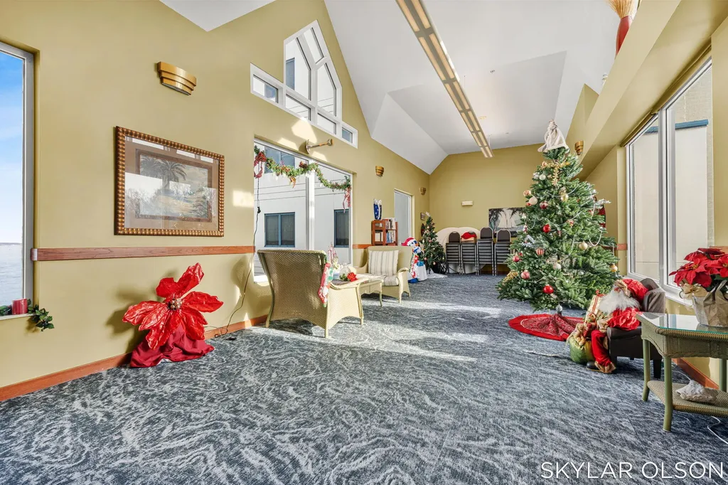 2964 Lakeshore Drive Muskegon City MI 49441