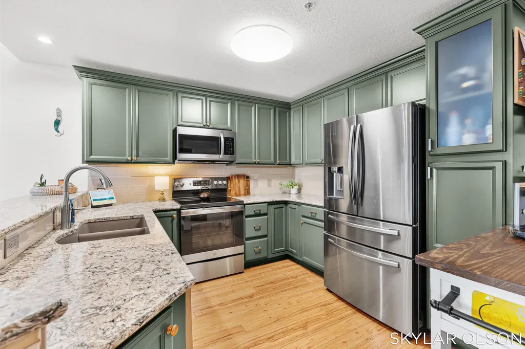 2964 Lakeshore Drive Muskegon City MI 49441