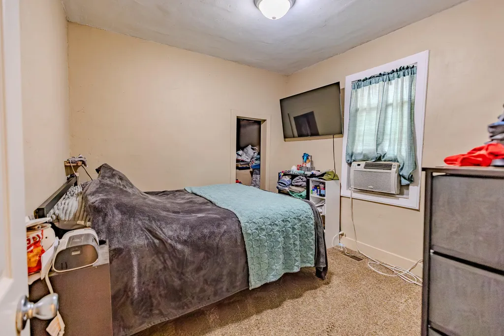 2907 Worden Street Norton Shores City MI 49444