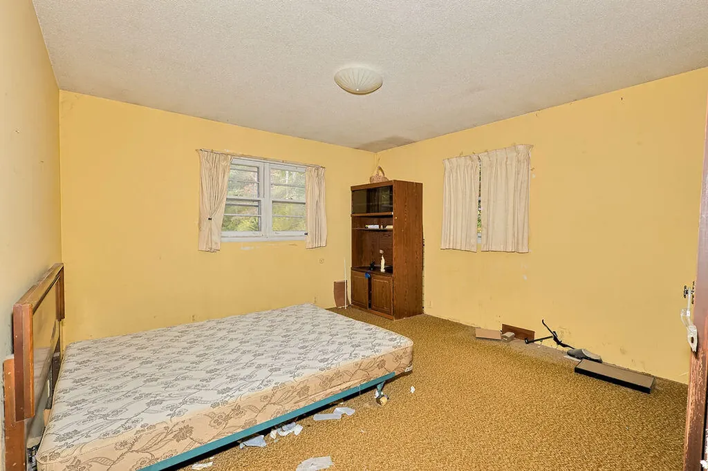 2763 Pontaluna Road Fruitport Charter Township MI 49415