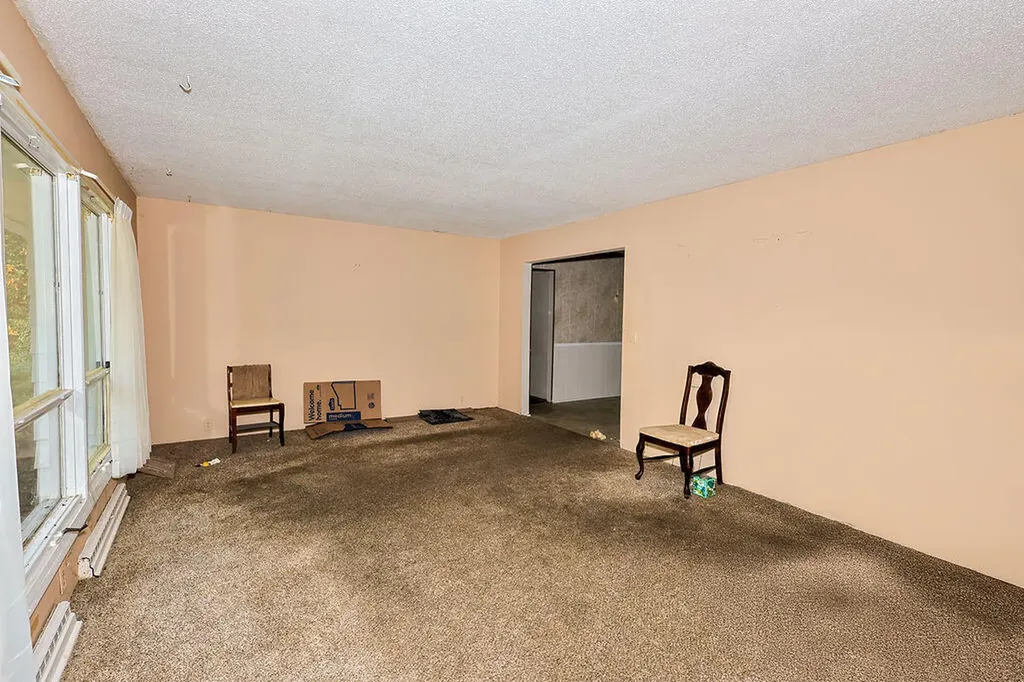 2763 Pontaluna Road Fruitport Charter Township MI 49415