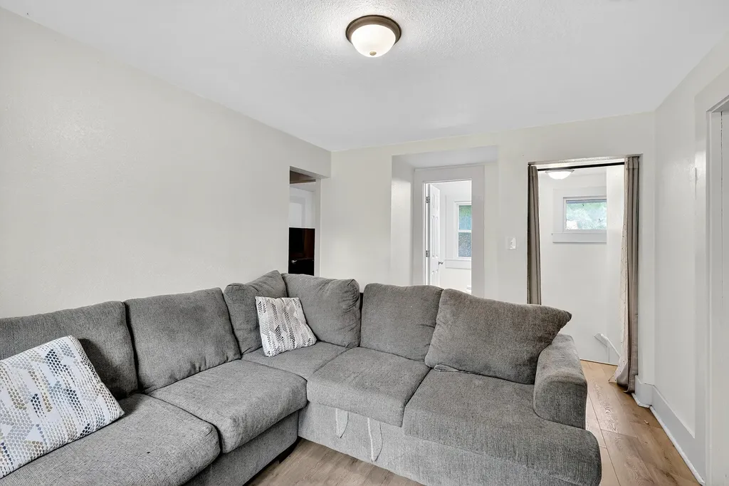 3109 Fifth Street Muskegon Heights City MI 49444