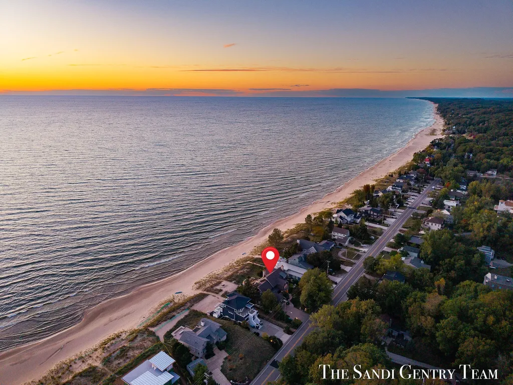 19201 North Shore Drive Spring Lake Township MI 49456