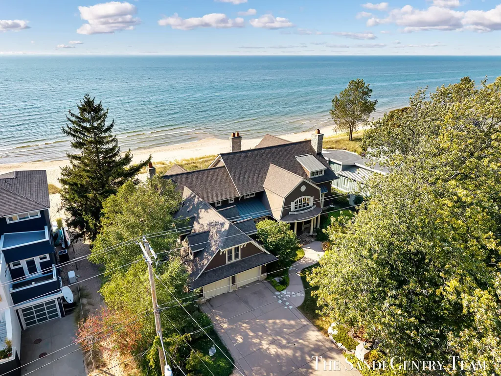 19201 North Shore Drive Spring Lake Township MI 49456