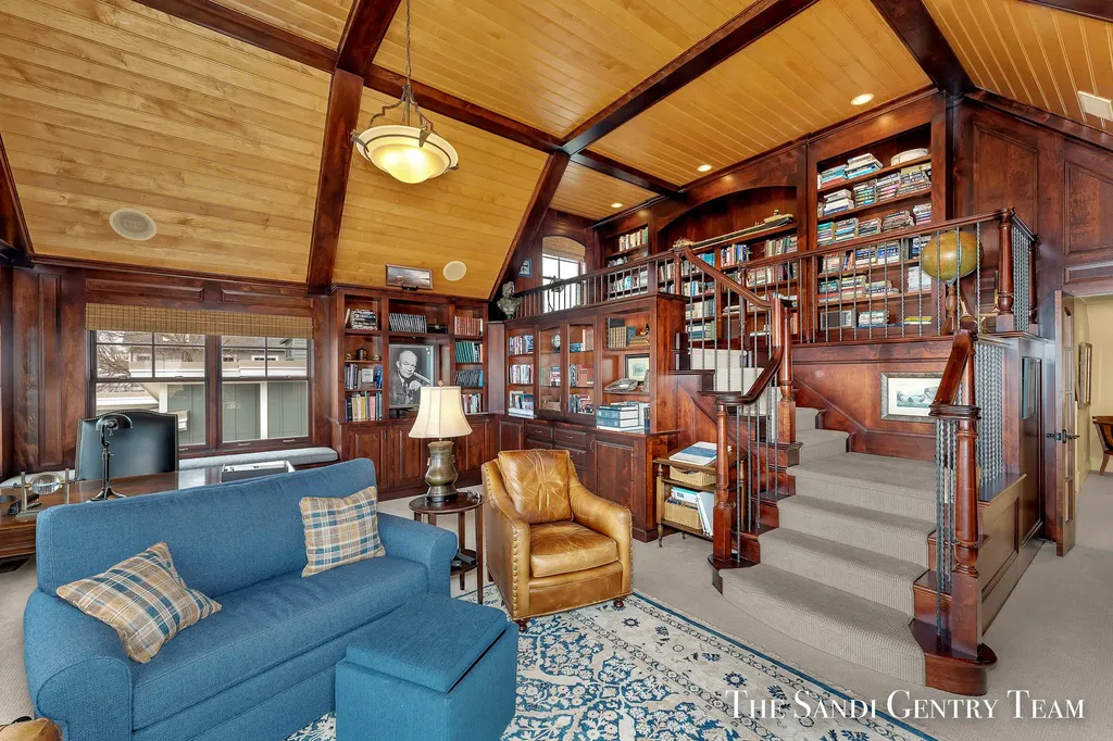 19201 North Shore Drive Spring Lake Township MI 49456