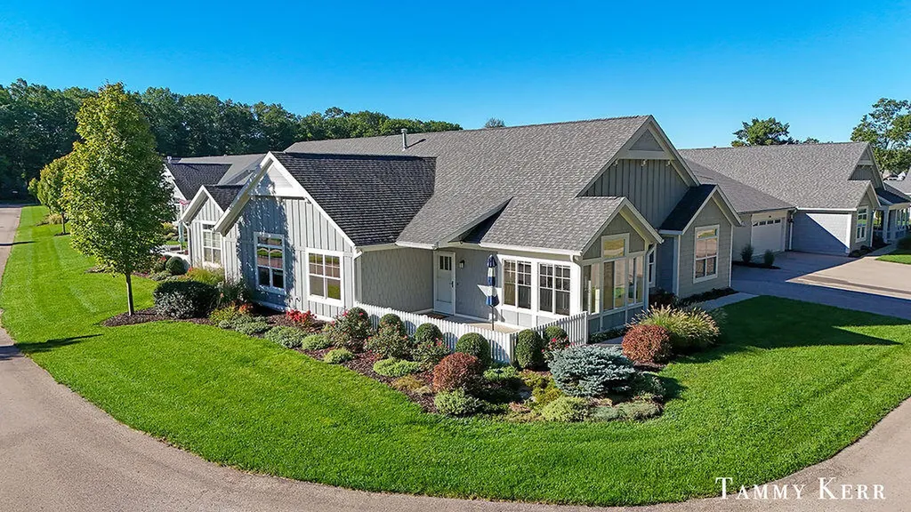 197 Janes View Drive Park Township MI 49424
