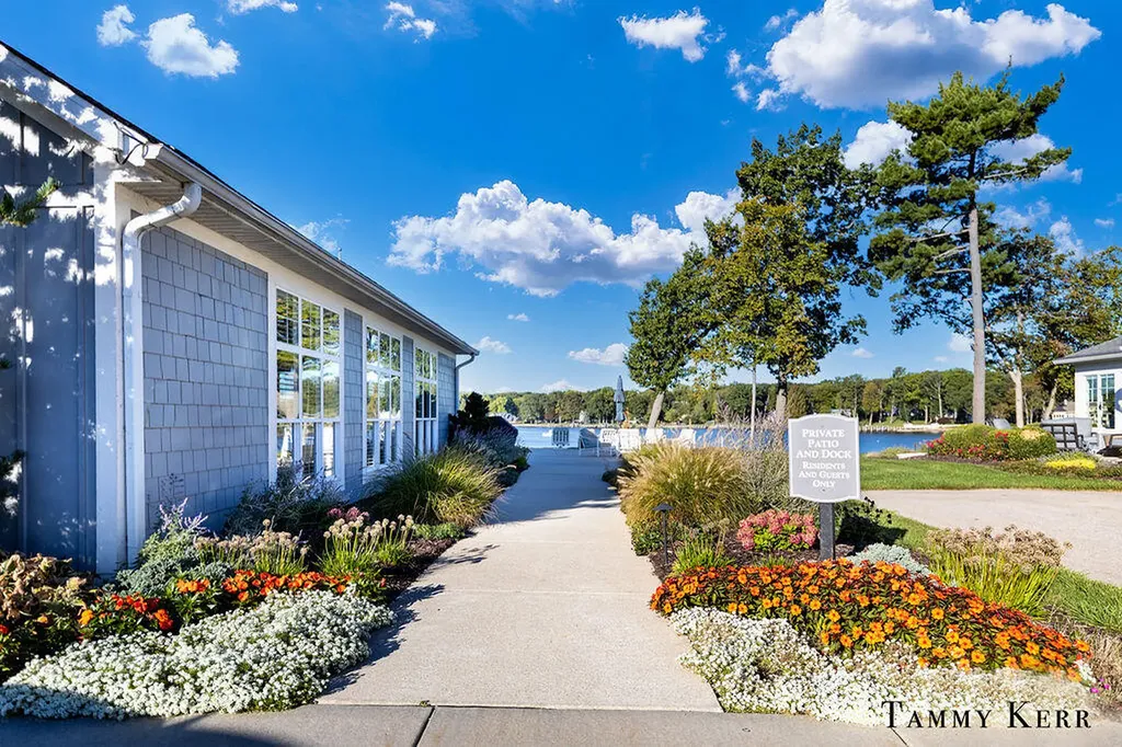 197 Janes View Drive Park Township MI 49424