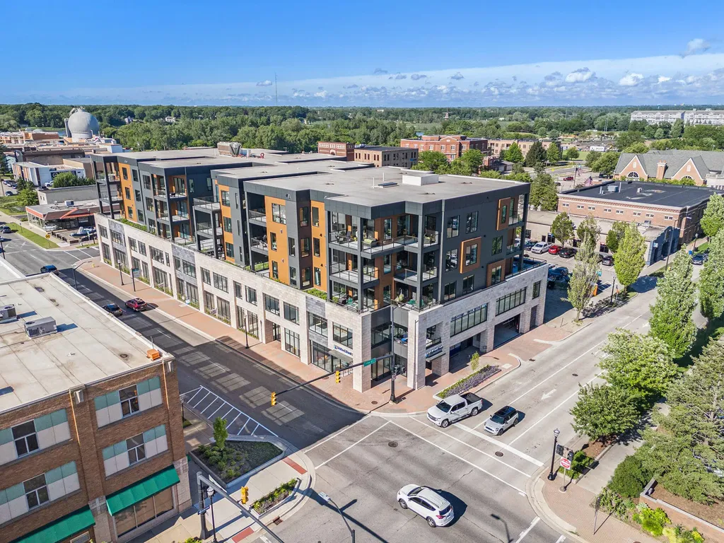159 S River Avenue Holland City MI 49423