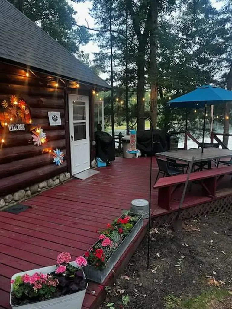 9013 S Three Lakes Lane Lake Township MI 49304