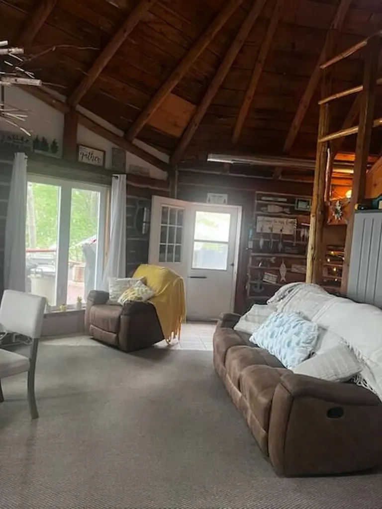 9013 S Three Lakes Lane Lake Township MI 49304