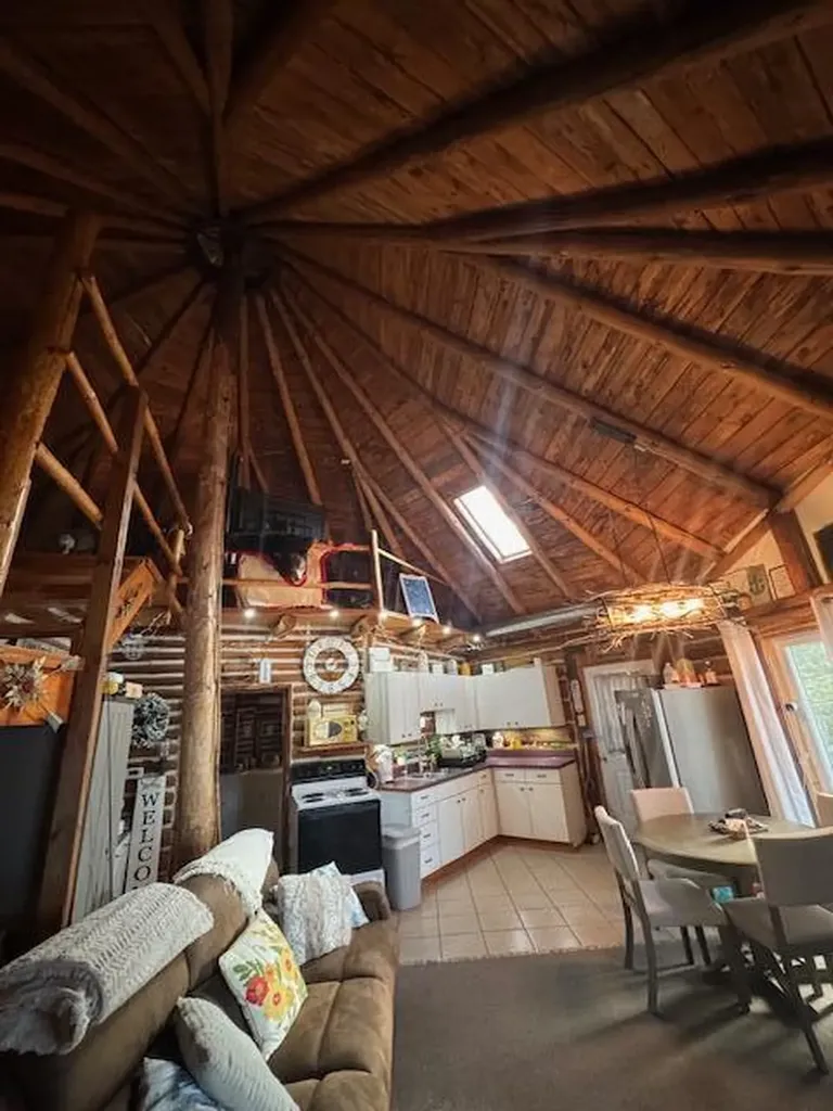 9013 S Three Lakes Lane Lake Township MI 49304