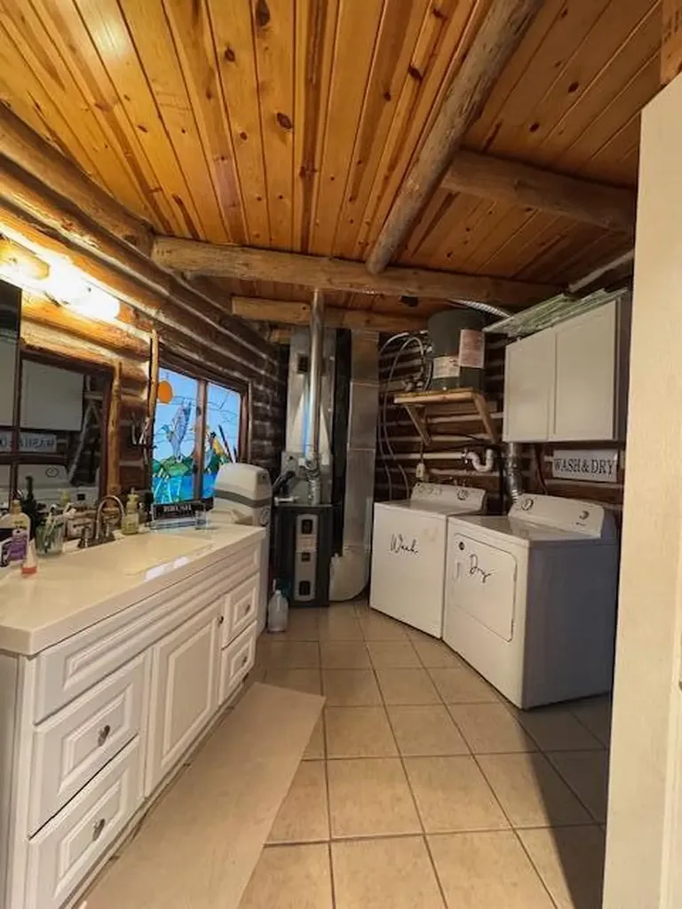 9013 S Three Lakes Lane Lake Township MI 49304